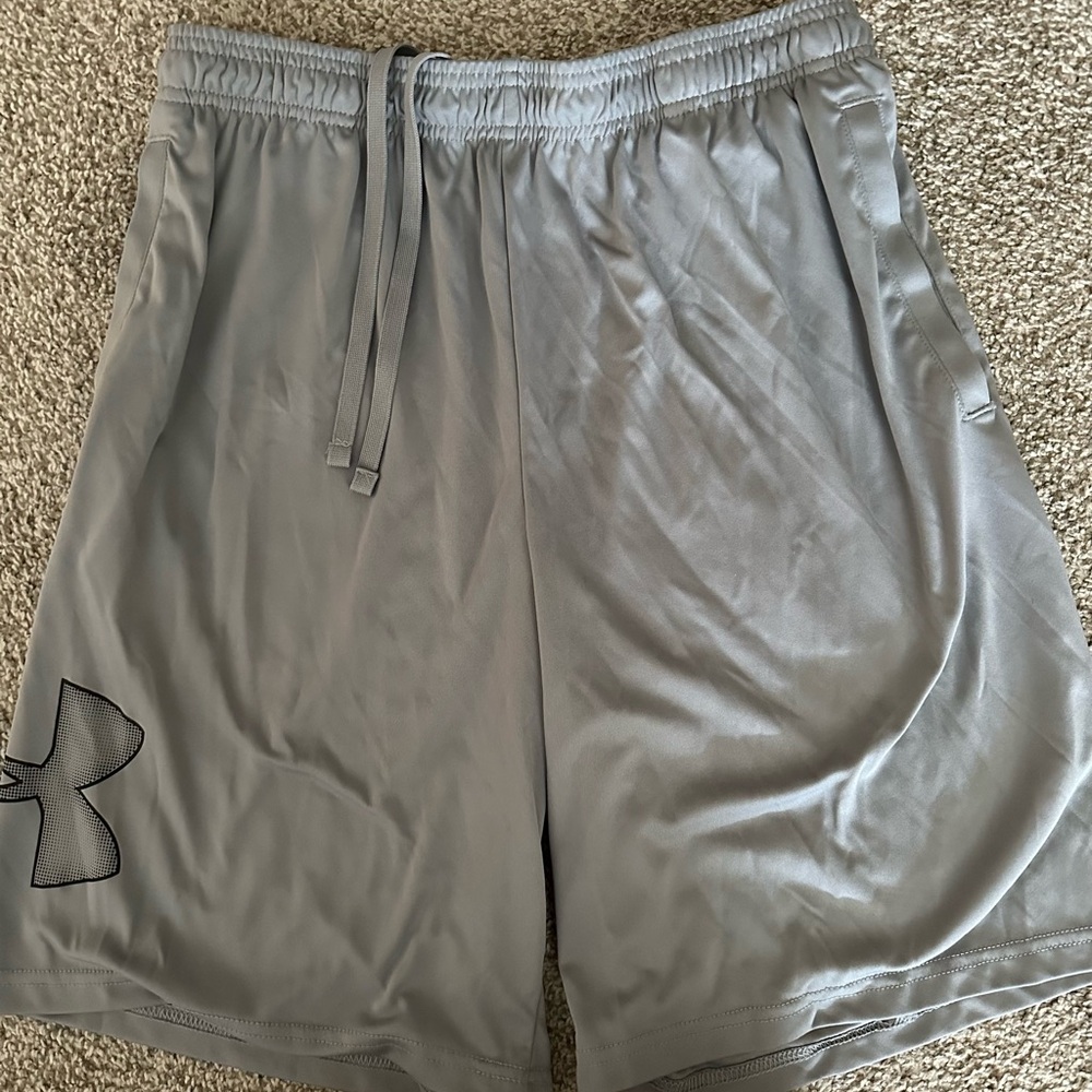 Under Armour Men's Gray Shorts